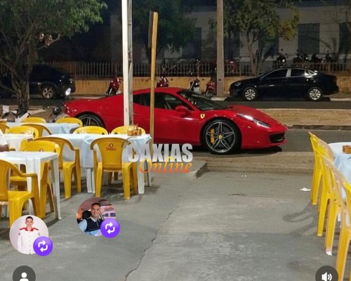Uma Ferrari em Caxias