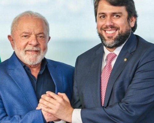 Lula bate o martelo e anuncia Pedro Lucas Fernandes o ministro das comunicaçoes