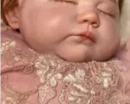 Empreendedora que produz bebês reborn fatura até R$ 20 mil no Pará
