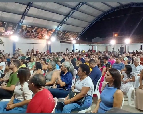 Reunião gigante mostra que grupo Leitoa está vivo  e anuncia que vai lançar somente um candidato
