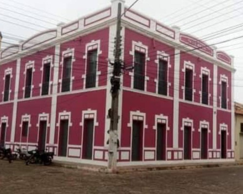 Prefeitura de Barras é investigada por contratos milionários para compra de combustíveis 