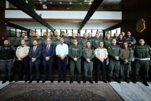 Elmano avança na agenda de ações de combate a criminalidade e anuncia abertura de 1000 novas vagas para soldado da PM
